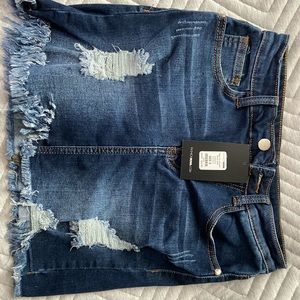 FashionNova skirt